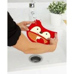 Skip Hop Zoo Fold & Go Silicone Bib - Fox 7 Skip Hop Zoo Fold & Go Silicone Bib - Fox -Skip Hop Store 0002964 4