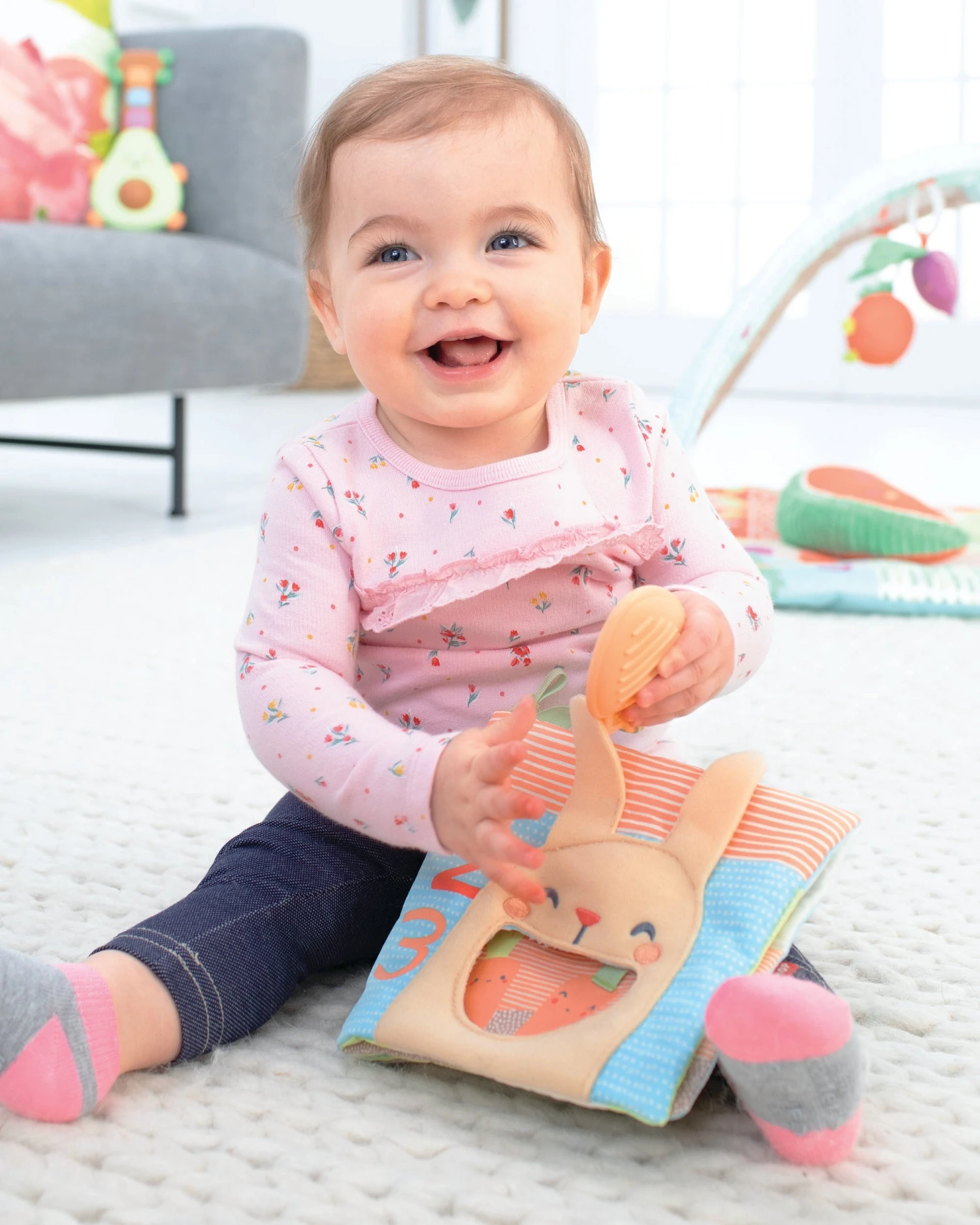 Skip Hop Farmstand Soft Activity Book 2 Skip Hop Farmstand Soft Activity Book - Image 2