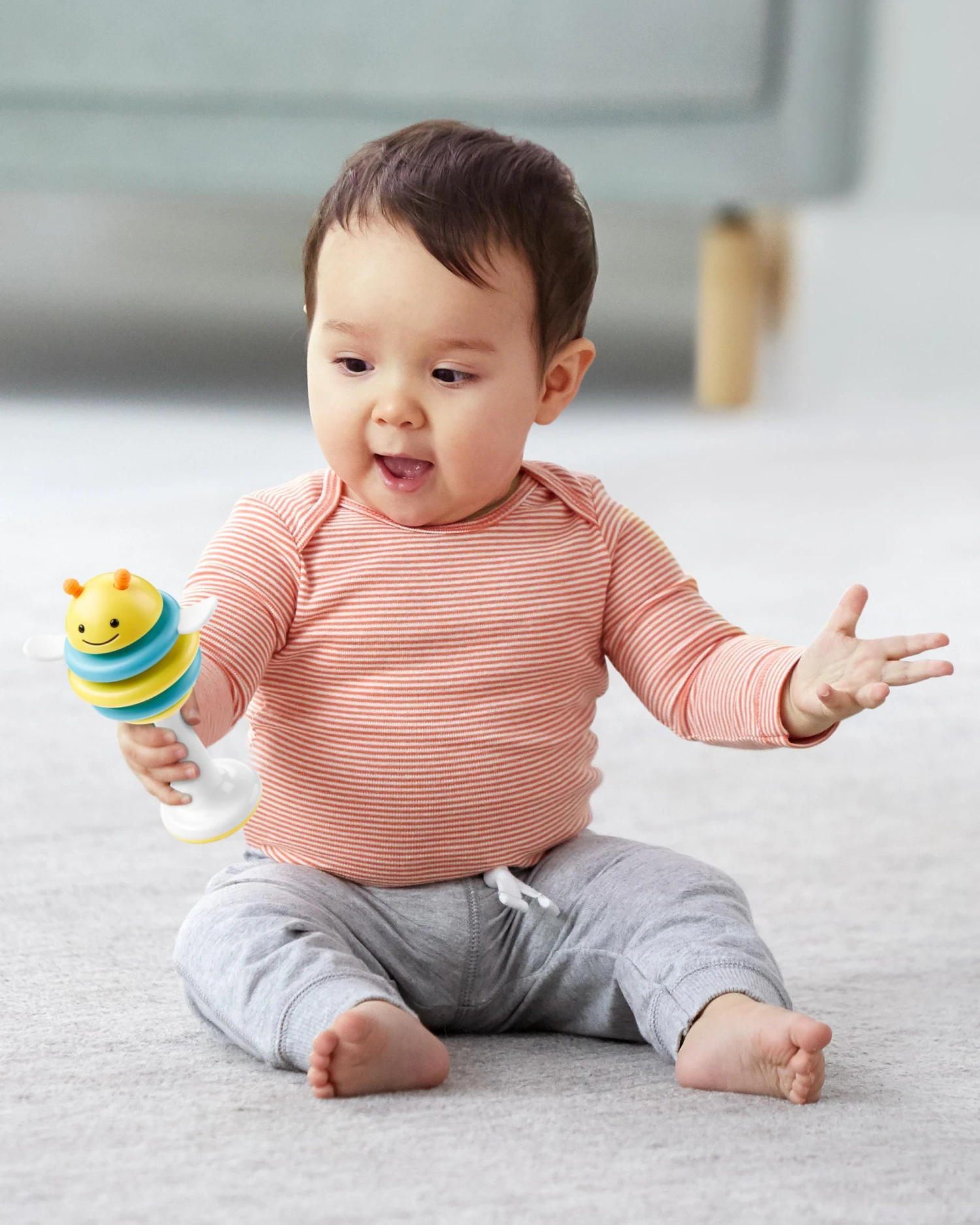 Skip Hop Explore & More Bee Clacker 2 Skip Hop Explore & More Bee Clacker - Image 2