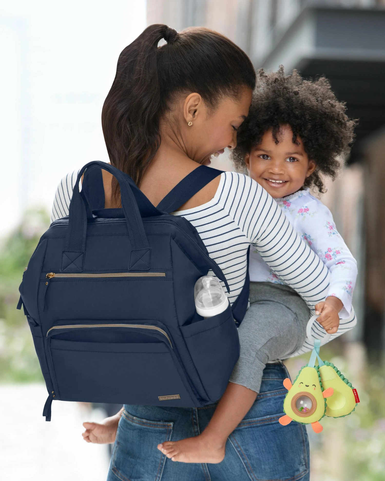 Skip Hop Mainframe Wide Open Diaper Backpack - Navy 5 Skip Hop Mainframe Wide Open Diaper Backpack - Navy - Image 5