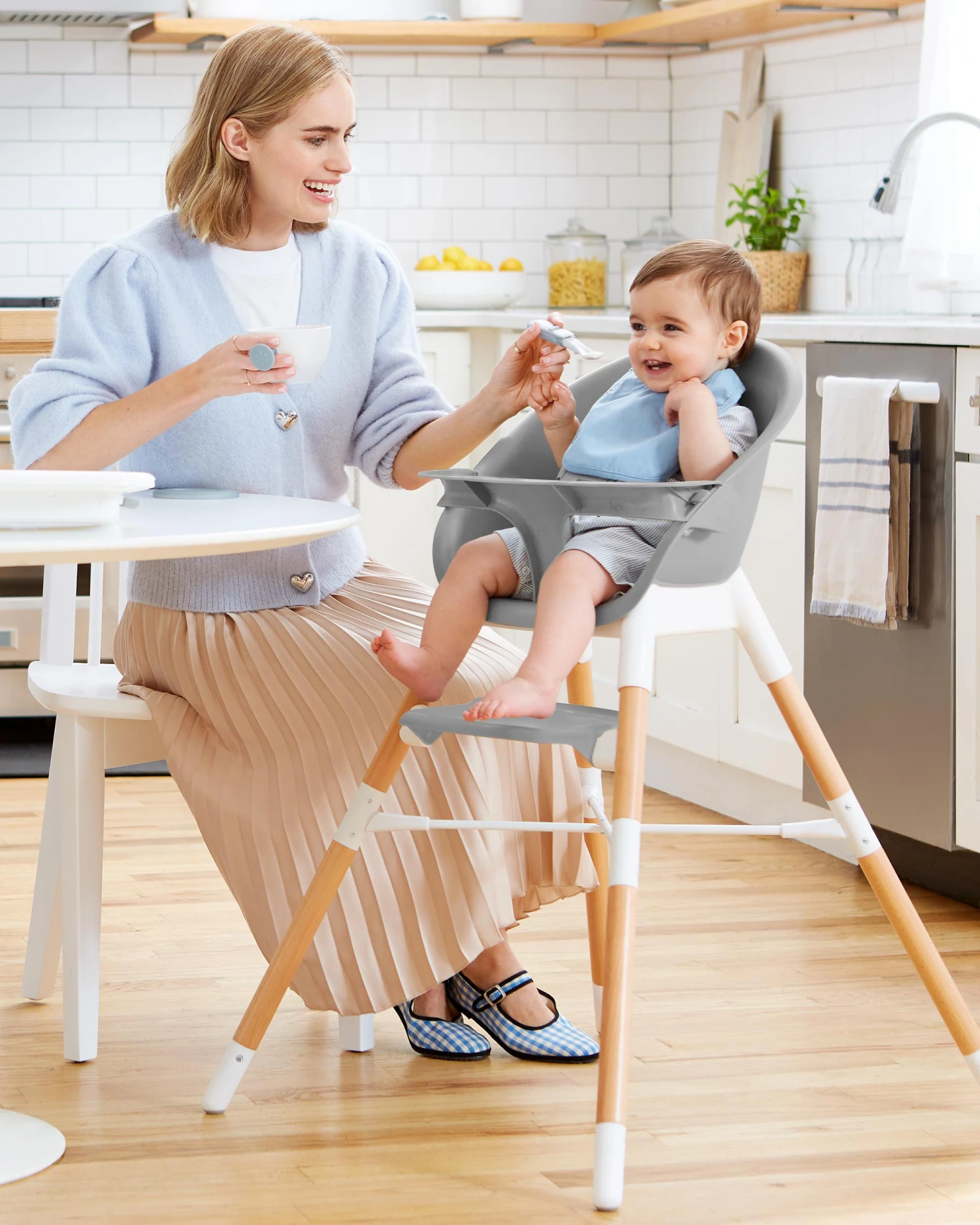 Skip Hop EON 4-In-1 High Chair - Grey/White 8 Skip Hop EON 4-In-1 High Chair - Grey/White - Image 8