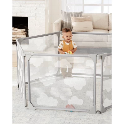 Skip Hop Play Enclosure Expandable Baby Gate - Gray 4 Skip Hop Play Enclosure Expandable Baby Gate - Gray - Image 4