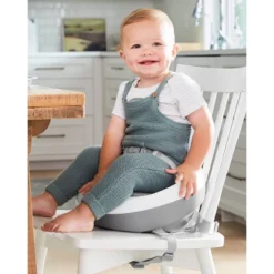 Skip Hop Sleek Booster Seat - Gray/White 16 Skip Hop Sleek Booster Seat - Gray/White -Skip Hop Store GUEST e0de8363 baf3 4879 9eaa b20fb6a72bfa