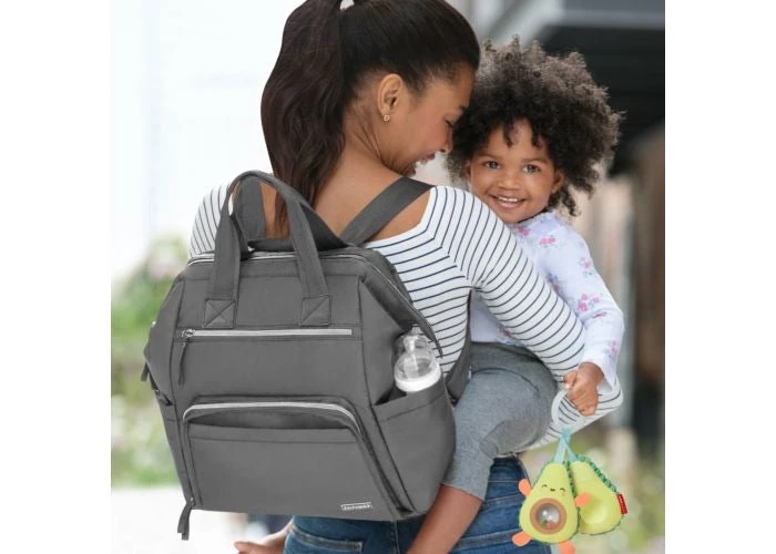 Skip Hop Mainframe Wide Open Diaper Backpack - Charcoal 5 Skip Hop Mainframe Wide Open Diaper Backpack - Charcoal - Image 5
