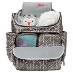 Skip Hop Forma Pack & Go Diaper Backpack - Grey Feather 5 Skip Hop Forma Pack & Go Diaper Backpack - Grey Feather -Skip Hop Store image e1310dfe 855a 44ad b062 315afb24eaf4